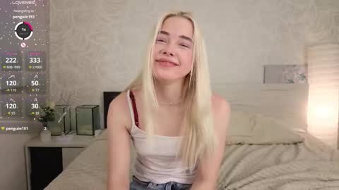 Violla online show from 01/16/26, 04:11