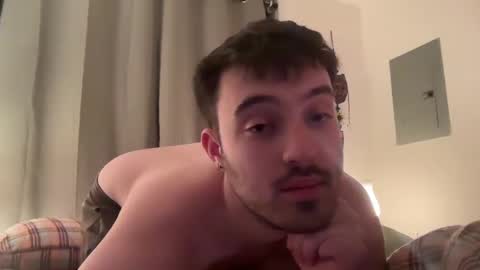 Snapshot of gargoyle_blog chatting on 12/17/24, 04:00 Gargoyle online show from 12/17/24, 04:00