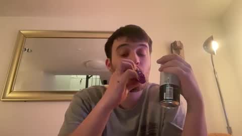 Snapshot of gargoyle_blog chatting on 01/11/25, 06:56 Gargoyle online show from 01/11/25, 06:56