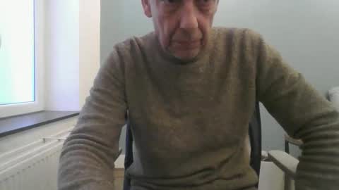 Snapshot of garou75 chatting on 02/17/26, 07:16 garou75 online show from 02/17/26, 07:16
