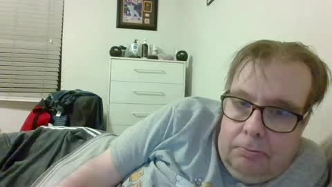 Snapshot of garyg930 chatting on 06/20/26, 01:41 Gary online show from 06/20/26, 01:41