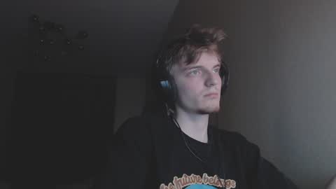 Snapshot of gasturfahe chatting on 12/24/24, 05:55 gasturfahe online show from 12/24/24, 05:55