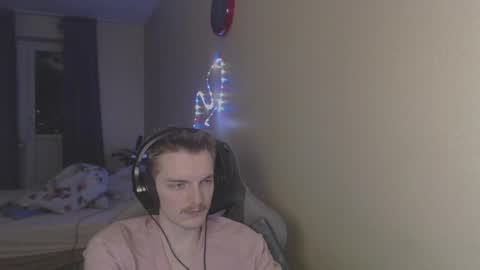 Snapshot of gasturfahe chatting on 03/07/25, 08:33 gasturfahe online show from 03/07/25, 08:33