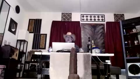 Snapshot of gatewaylaptop2019 chatting on 11/22/25, 03:11 gatewaylaptop2019 online show from 11/22/25, 03:11