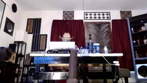 Snapshot of gatewaylaptop2019 chatting on 11/27/25, 06:43 gatewaylaptop2019 online show from 11/27/25, 06:43