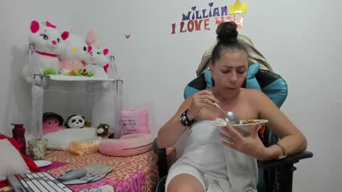 Mfe online show from 01/22/25, 01:31