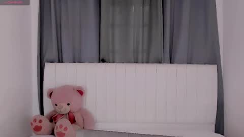 Vnecis Marn online show from 09/21/25, 12:07