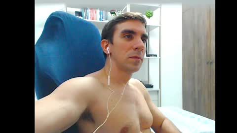 gatosarado23 online show from 10/09/25, 02:20