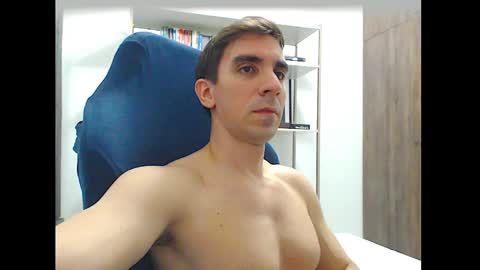 gatosarado23 online show from 11/01/25, 04:36