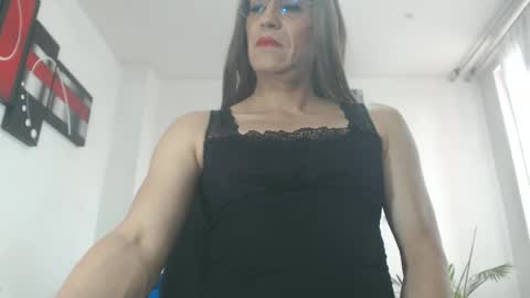 Lucy Fernanda online show from 12/28/24, 06:29