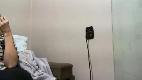 Monique online show from 12/19/24, 08:56