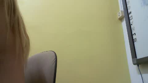 Monique online show from 12/29/24, 02:17