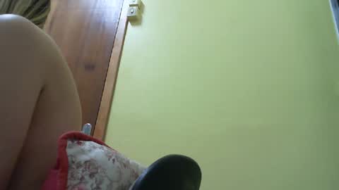 Monique online show from 01/02/25, 01:49