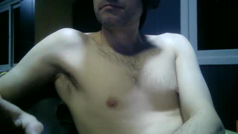 Snapshot of gauchors21 chatting on 05/18/26, 02:40 gauchors21 online show from 05/18/26, 02:40