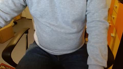 Snapshot of gay73boy chatting on 02/08/26, 03:37 Gay73 online show from 02/08/26, 03:37