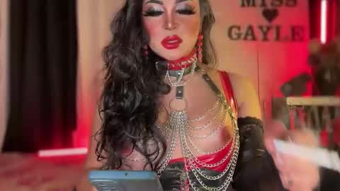 gayle online show from 11/26/25, 01:12