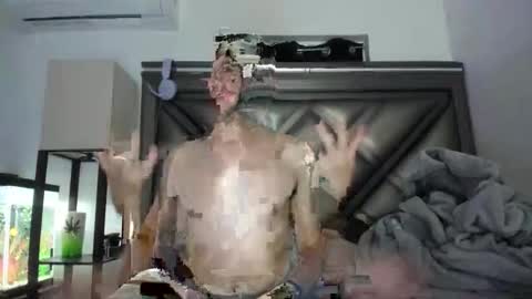 Trace online show from 04/21/26, 01:42