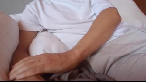 GCGuy online show from 02/12/25, 04:01