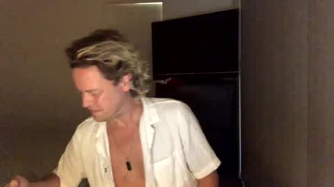 Snapshot of gcsurfer81 chatting on 12/30/24, 08:21 gcsurfer81 online show from 12/30/24, 08:21