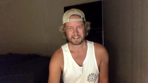 Snapshot of gcsurfer81 chatting on 02/17/25, 08:19 gcsurfer81 online show from 02/17/25, 08:19