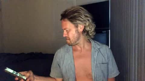 Snapshot of gcsurfer81 chatting on 02/26/25, 07:31 gcsurfer81 online show from 02/26/25, 07:31