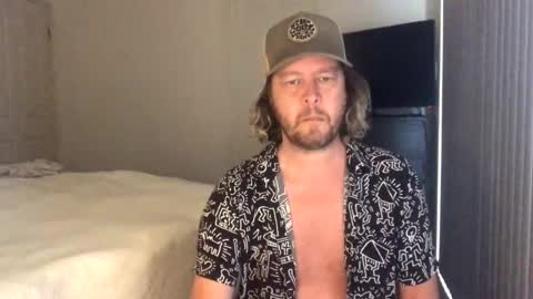 Snapshot of gcsurfer81 chatting on 09/15/25, 11:05 gcsurfer81 online show from 09/15/25, 11:05