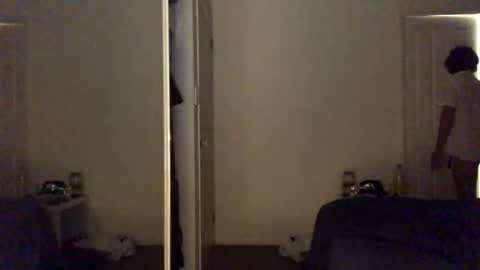 gcsurfer81 online show from 04/22/26, 07:55