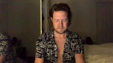 gcsurfer81 online show from 05/13/26, 08:23