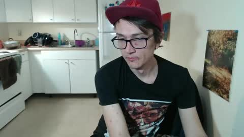 Snapshot of gdanch chatting on 01/04/25, 11:59 G online show from 01/04/25, 11:59