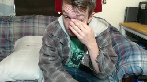 Snapshot of gdanch chatting on 01/18/25, 03:16 G online show from 01/18/25, 03:16