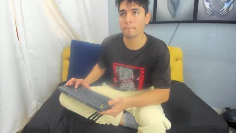 Gean Mclovin online show from 04/21/26, 07:17