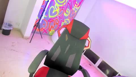 Snapshot of geanna_rose chatting on 02/23/25, 07:07 geanna_rose online show from 02/23/25, 07:07