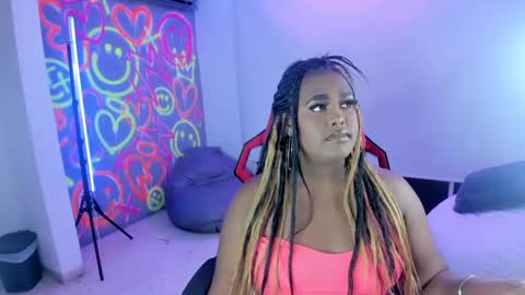 Snapshot of geanna_rose chatting on 03/11/25, 05:27 geanna_rose online show from 03/11/25, 05:27