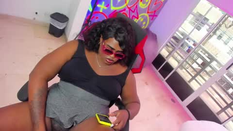 Snapshot of geanna_rose chatting on 10/03/25, 03:20 geanna_rose online show from 10/03/25, 03:20