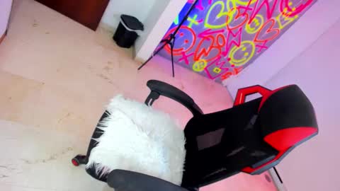 Snapshot of geanna_rose chatting on 10/30/25, 05:42 geanna_rose online show from 10/30/25, 05:42