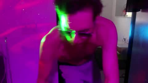 geezwiz online show from 04/25/26, 06:38