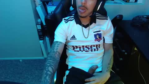 Snapshot of gefeeer chatting on 09/21/25, 05:53 gefeeer online show from 09/21/25, 05:53