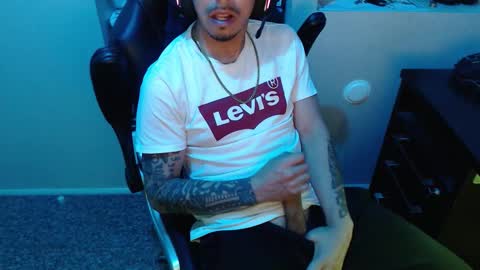 Snapshot of gefeeer chatting on 10/02/25, 03:35 gefeeer online show from 10/02/25, 03:35