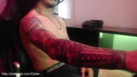 Snapshot of gefeeer chatting on 10/19/25, 02:29 gefeeer online show from 10/19/25, 02:29