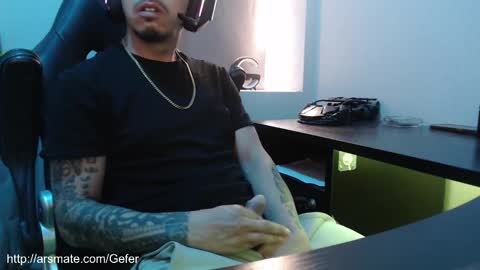 Snapshot of gefeeer chatting on 11/02/25, 05:48 gefeeer online show from 11/02/25, 05:48