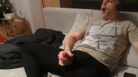 Lassmiranda online show from 12/23/24, 12:03