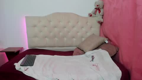 Snapshot of gema_angels chatting on 09/22/25, 03:47 gema_angels online show from 09/22/25, 03:47