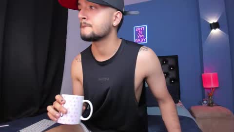 Gema and Myke online show from 09/15/25, 12:21