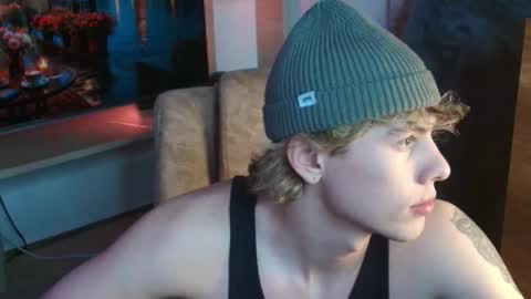 Snapshot of gemdominus chatting on 01/07/26, 03:20 Gem Dominus online show from 01/07/26, 03:20