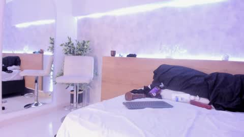 Snapshot of geminis_muentes chatting on 01/29/25, 06:43 geminis muentes online show from 01/29/25, 06:43