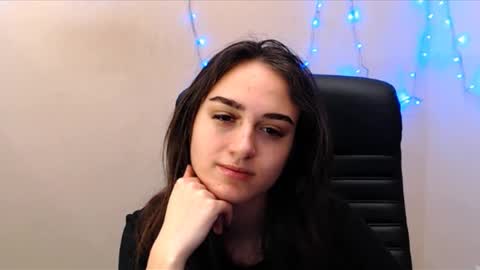 Gemma online show from 02/03/25, 09:41