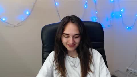 Gemma online show from 03/11/25, 06:21