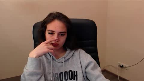 Gemma online show from 04/27/26, 06:22