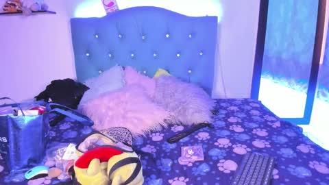 Gemma online show from 03/28/26, 01:54