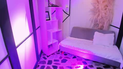 gemmabrown_ online show from 03/23/26, 12:09